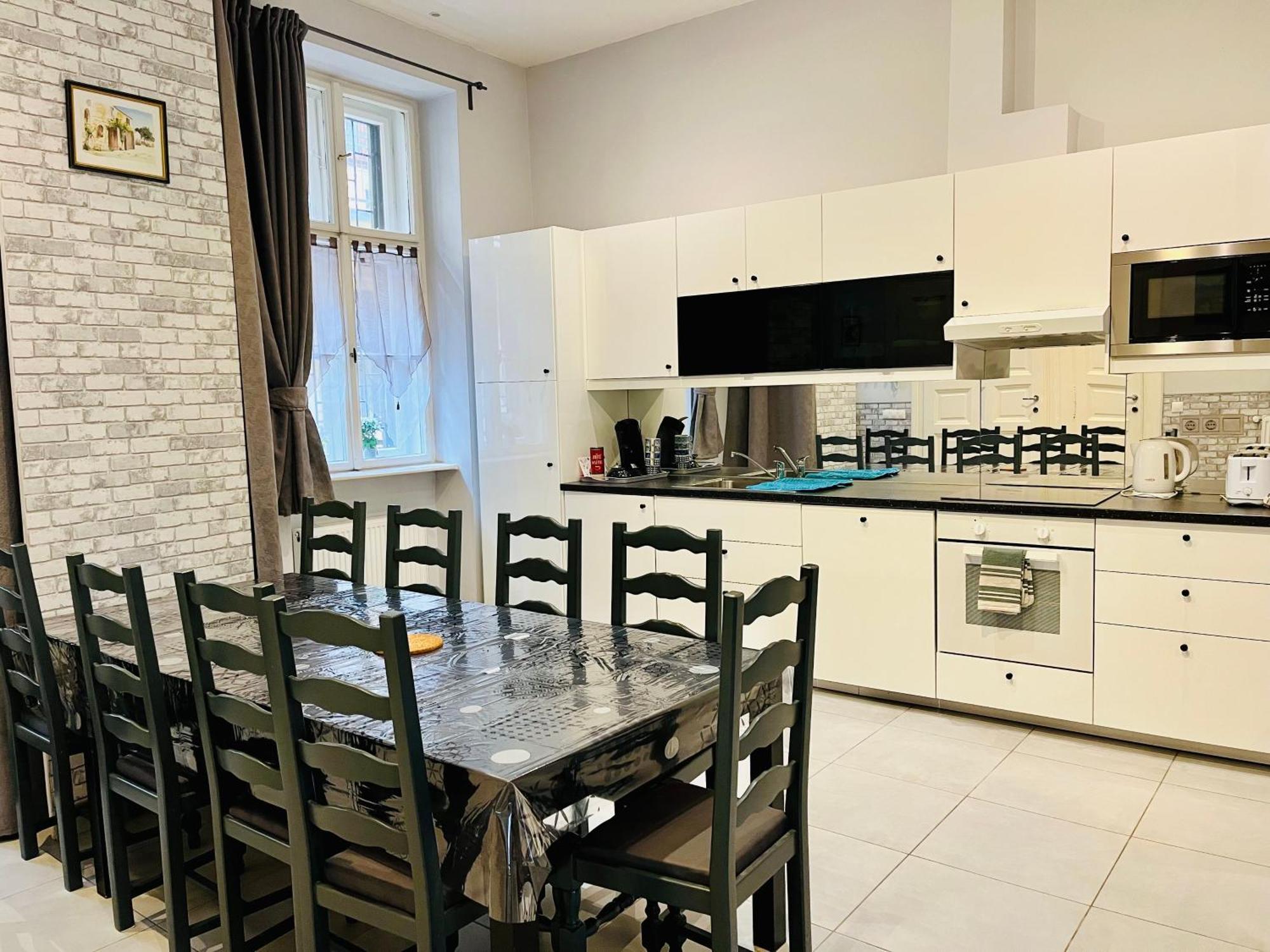 Rakoczi Apartmán *